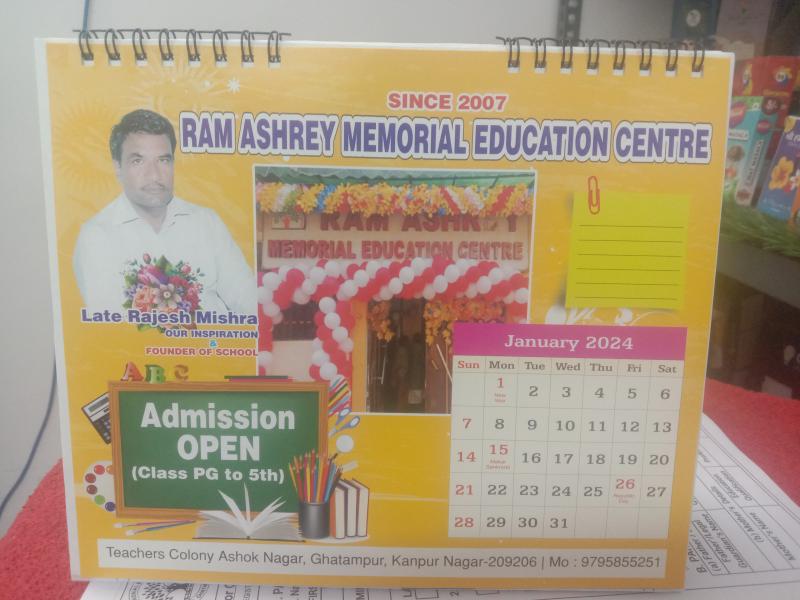 Table calendar with admission form